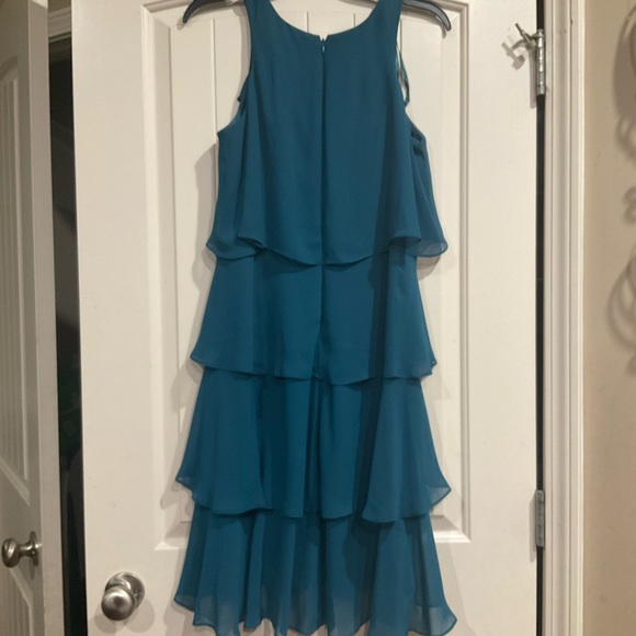 SL Fashions dress - Picture 4 of 4